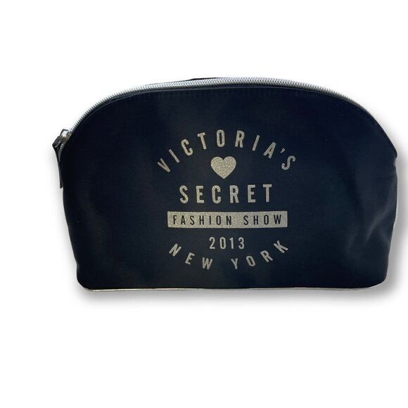 VS Fashion Show 2013 Cosmetic Bag - Picture 1 of 5